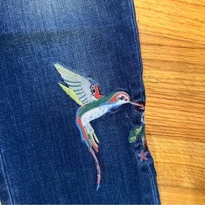 Hidden Jeans 29 Women Embroidered BIrds Blue Mid Rise Denim Raw Hem Cropped (d)4